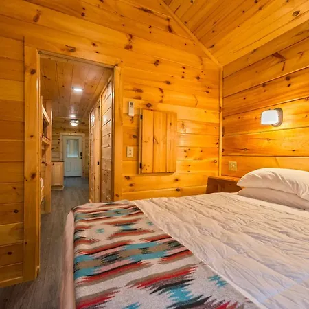 Great Escapes Rv Resort Bryan College Station Esterno foto