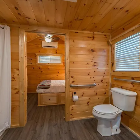 Great Escapes Rv Resort Bryan College Station Esterno foto