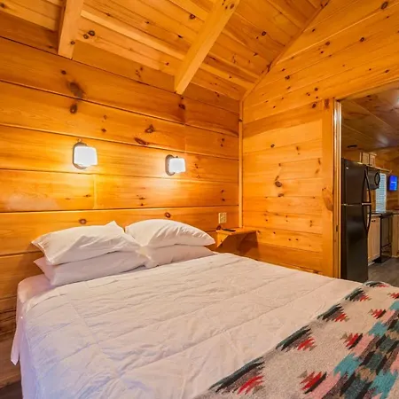 Great Escapes Rv Resort Bryan College Station Esterno foto