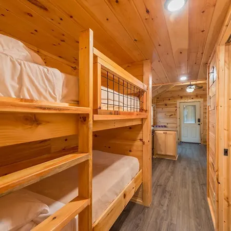 Great Escapes Rv Resort Bryan College Station Esterno foto