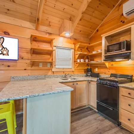 Great Escapes Rv Resort Bryan College Station Esterno foto